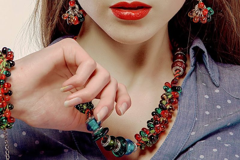 Колье «Самоцветы» в технике Кумихимо